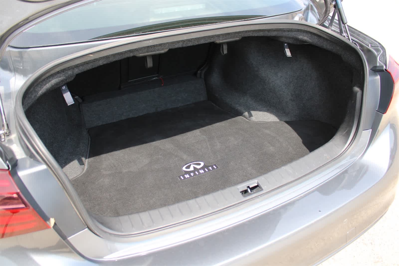 Thumbnail: 2024 INFINITI Q50 - 22