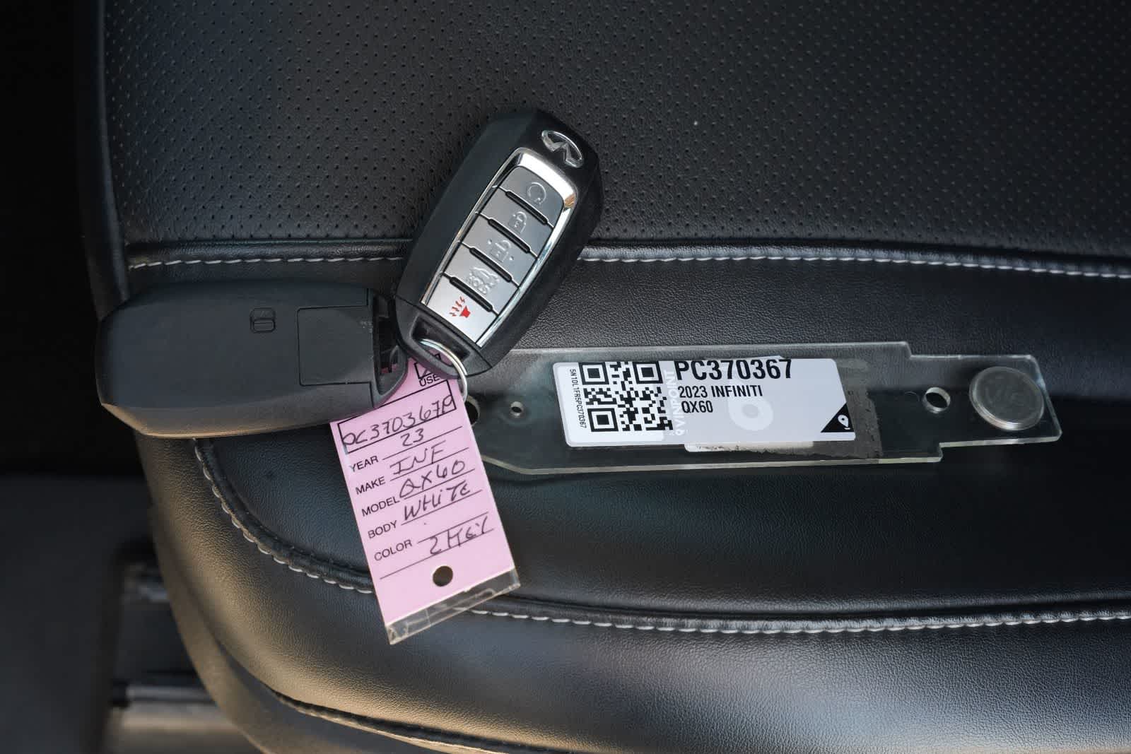 Thumbnail: 2023 INFINITI QX60 - 31