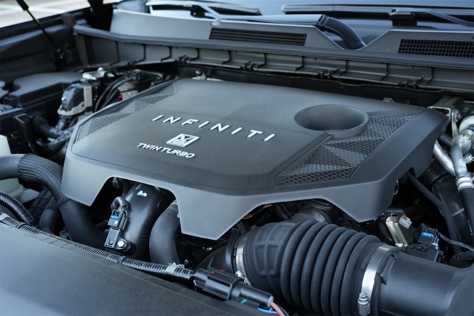 Thumbnail: 2026 INFINITI QX80 - 24