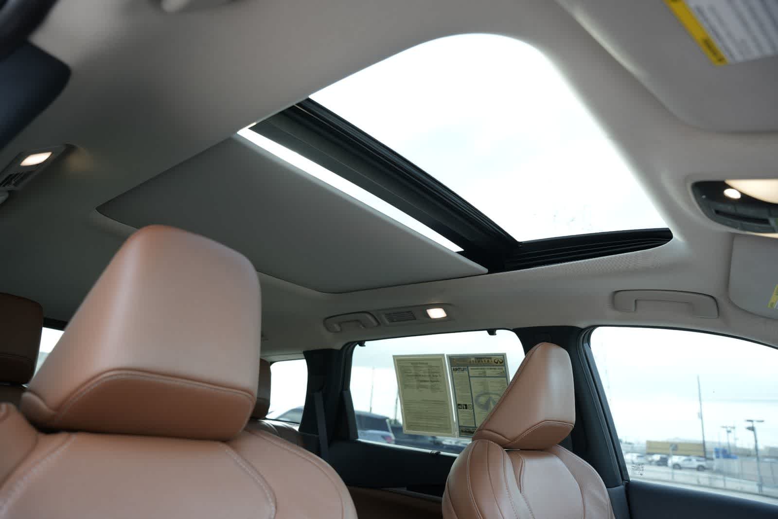 Thumbnail: 2023 INFINITI QX60 - 24