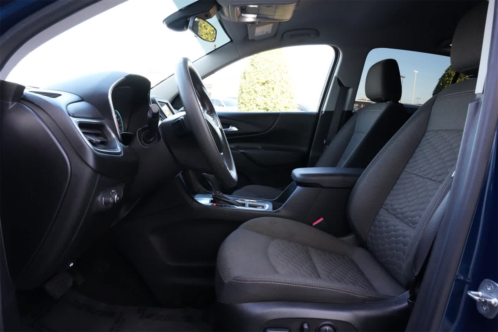 Thumbnail: 2020 Chevrolet Equinox - 16