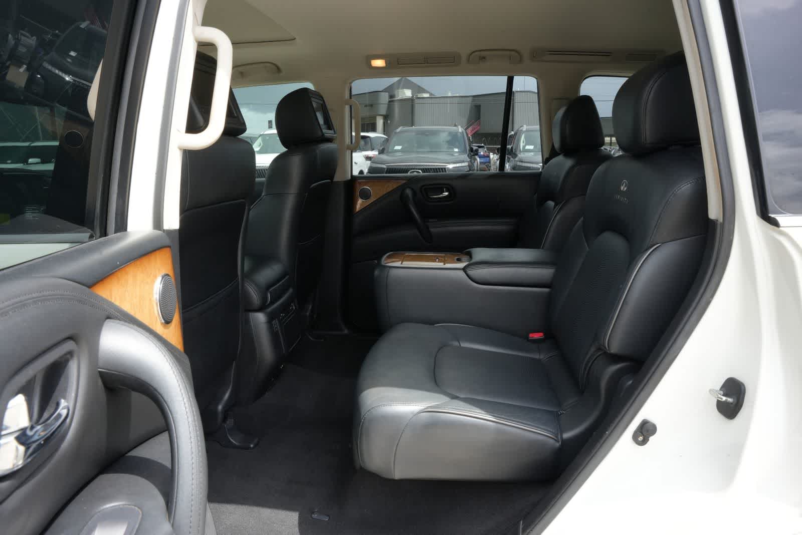 Thumbnail: 2014 INFINITI QX80 - 18