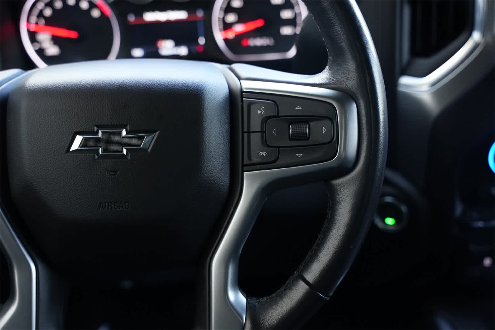 Thumbnail: 2021 Chevrolet Silverado 1500 - 11