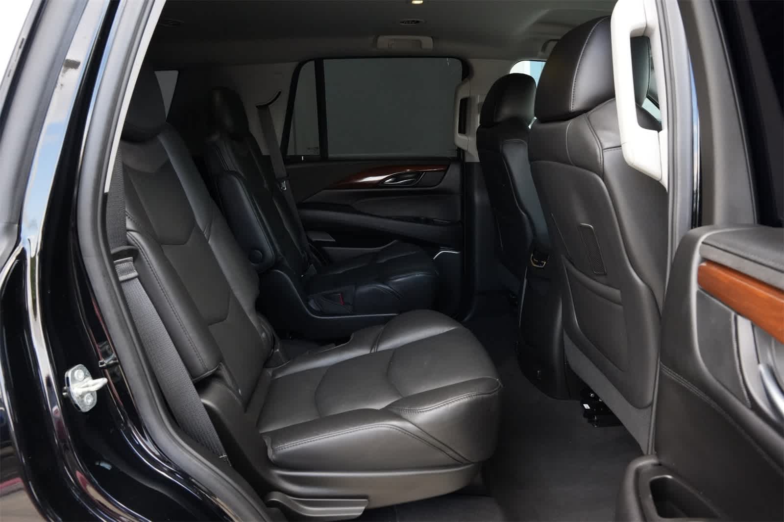 Thumbnail: 2020 Cadillac Escalade - 22