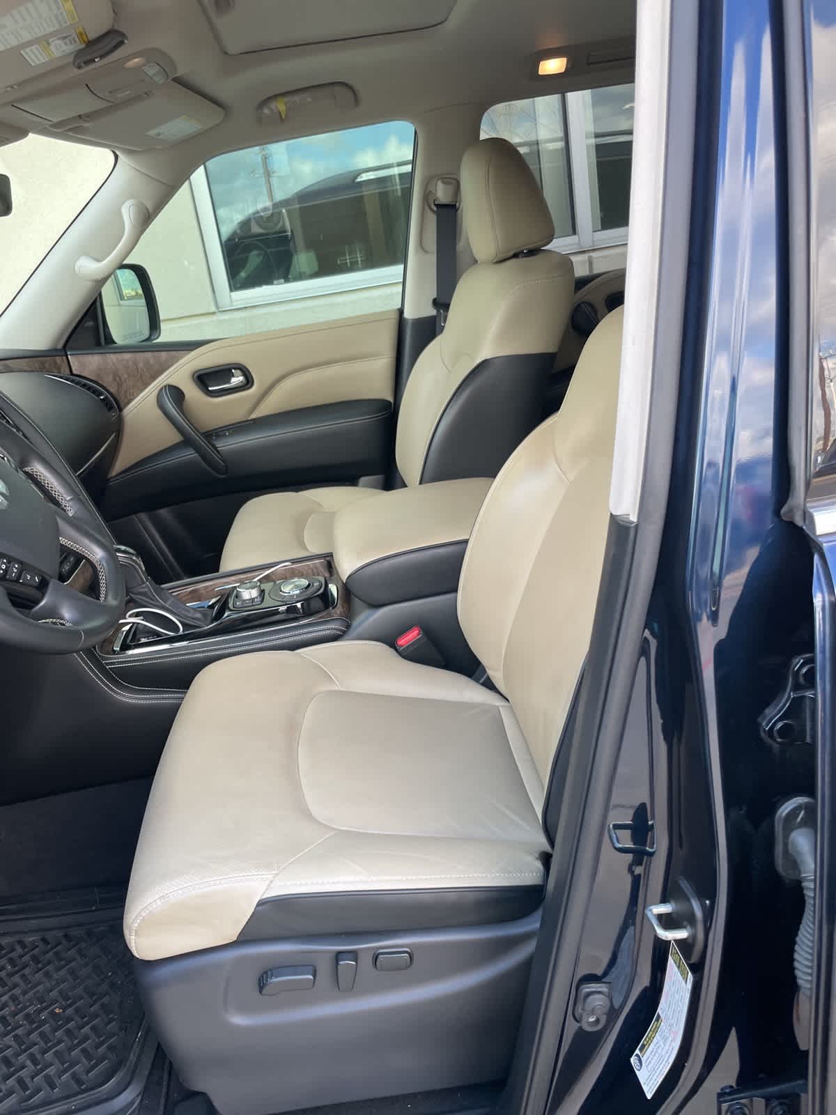 Thumbnail: 2021 INFINITI QX80 - 4