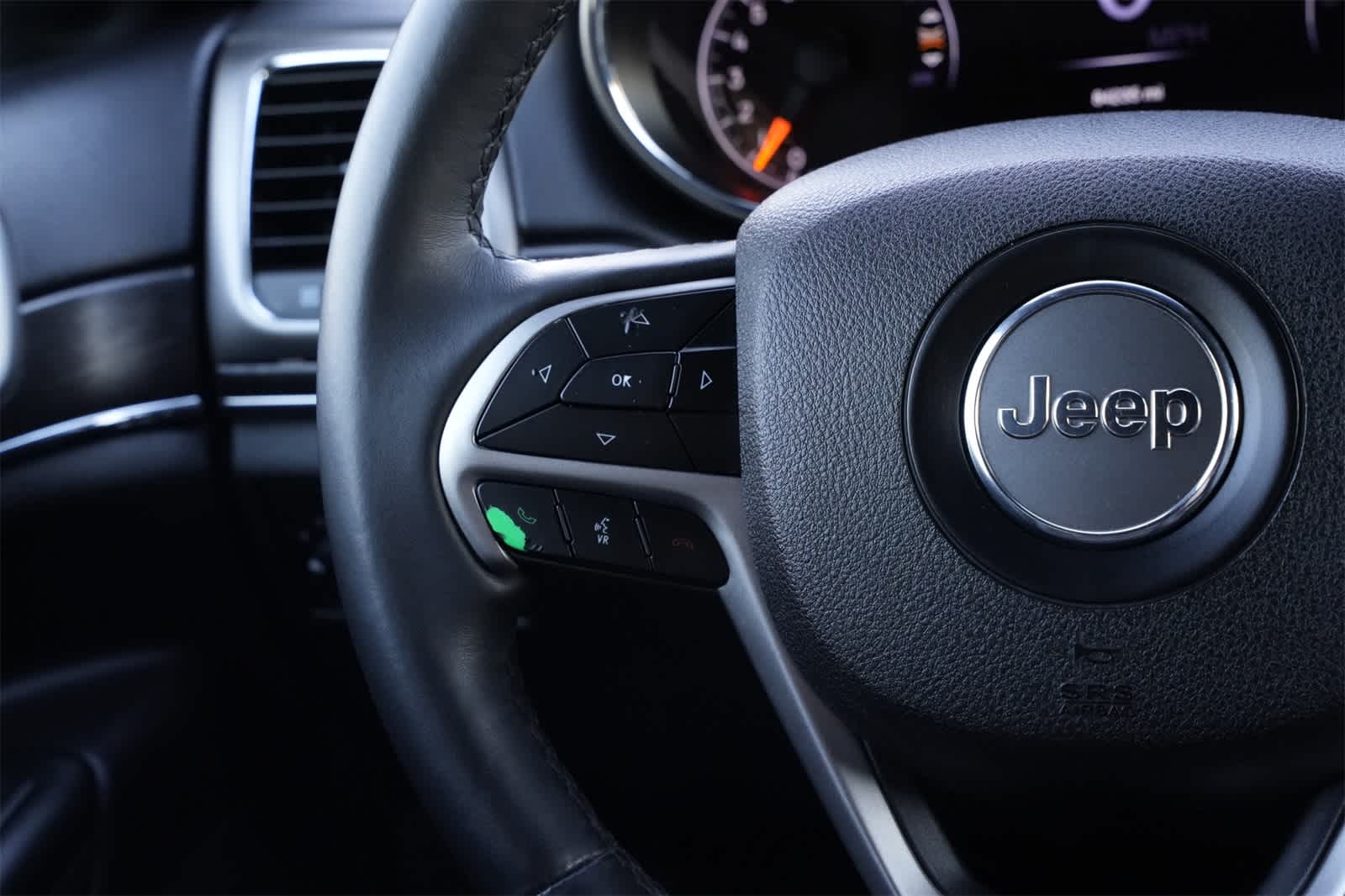 Thumbnail: 2018 Jeep Grand Cherokee - 10