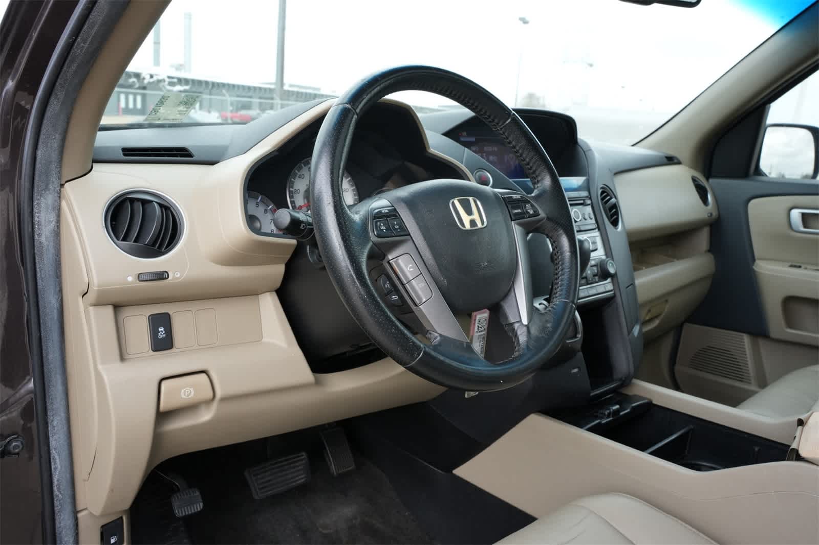 Thumbnail: 2012 Honda Pilot - 14