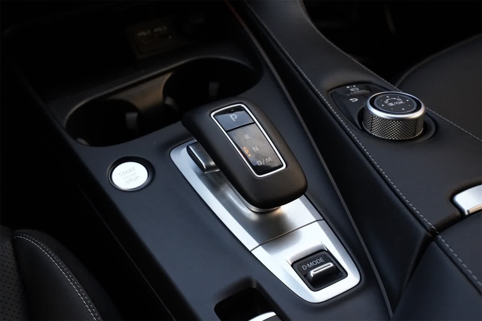 Thumbnail: 2025 INFINITI QX50 - 15