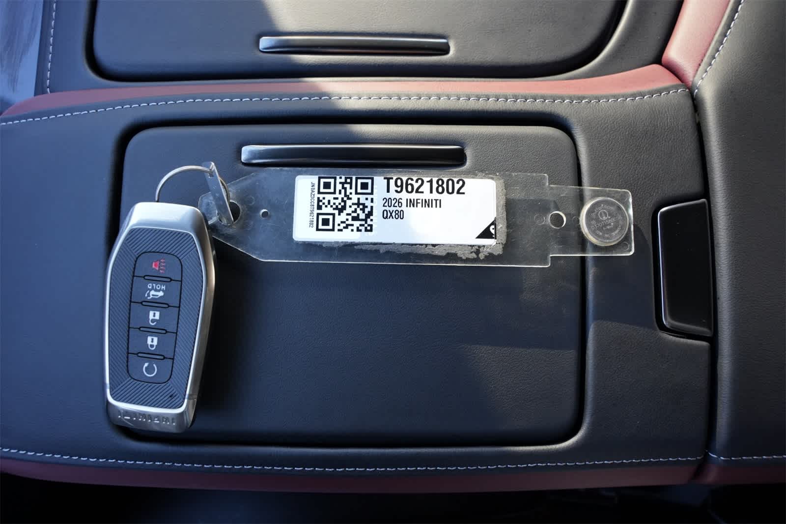 Thumbnail: 2026 INFINITI QX80 - 28