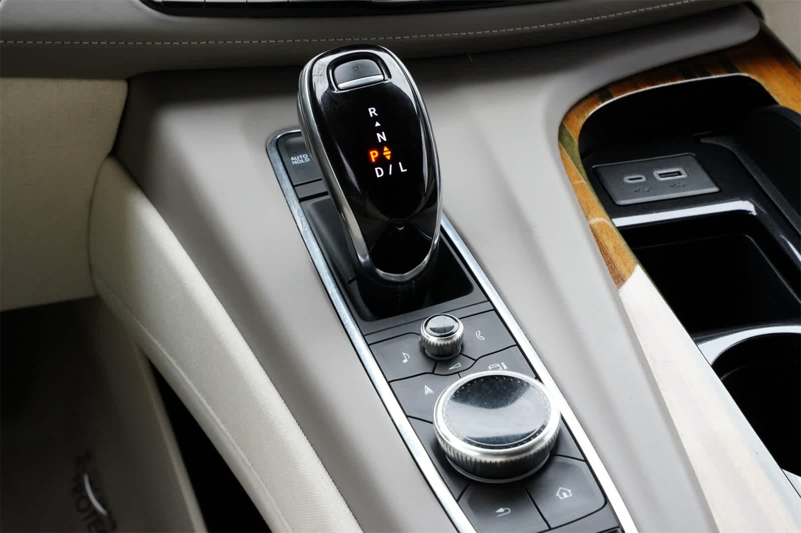 Thumbnail: 2023 Cadillac Escalade - 15