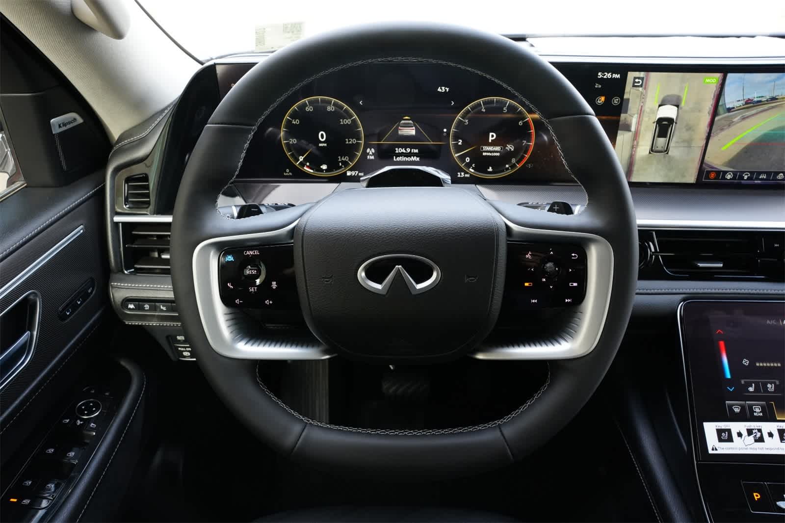 Thumbnail: 2025 INFINITI QX80 - 9