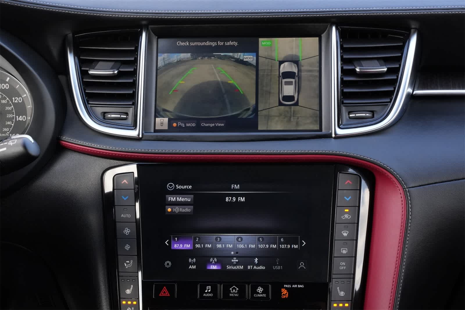 Thumbnail: 2025 INFINITI QX55 - 14