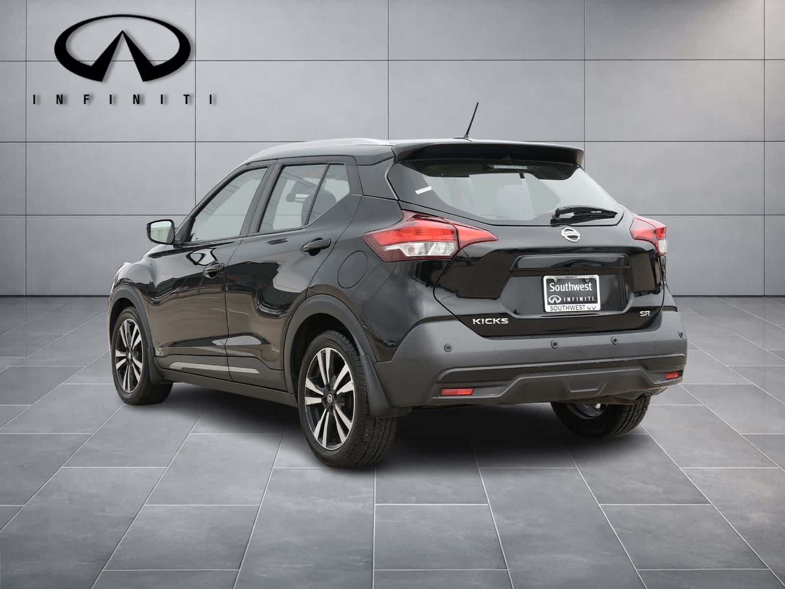 Thumbnail: 2020 Nissan Kicks - 4