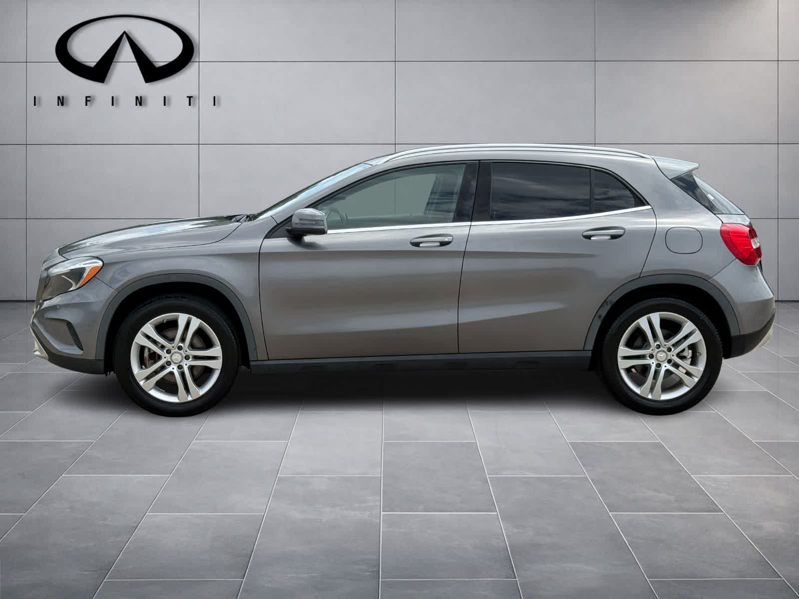 Thumbnail: 2015 Mercedes-Benz GLA - 4