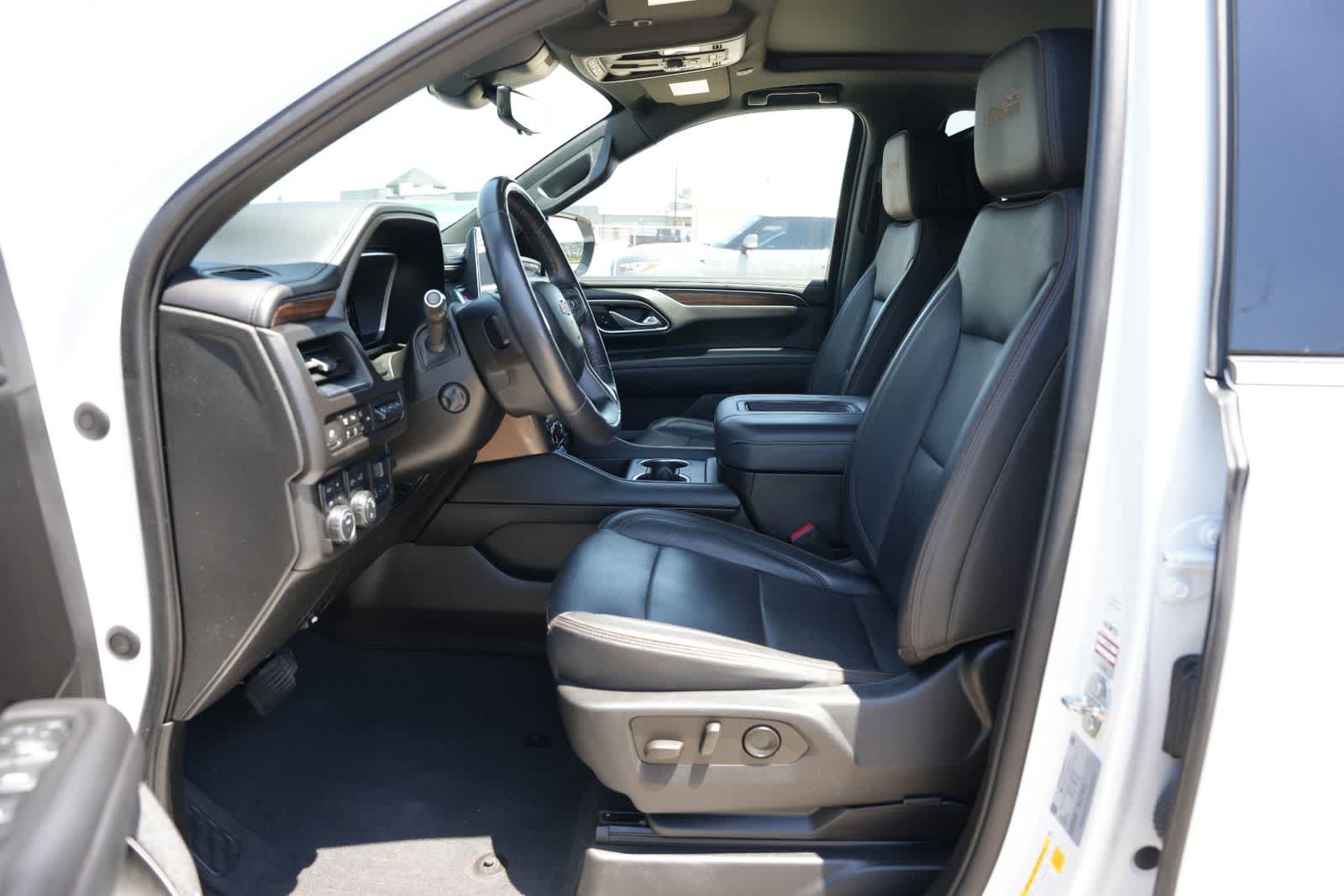 Thumbnail: 2023 Chevrolet Tahoe - 17