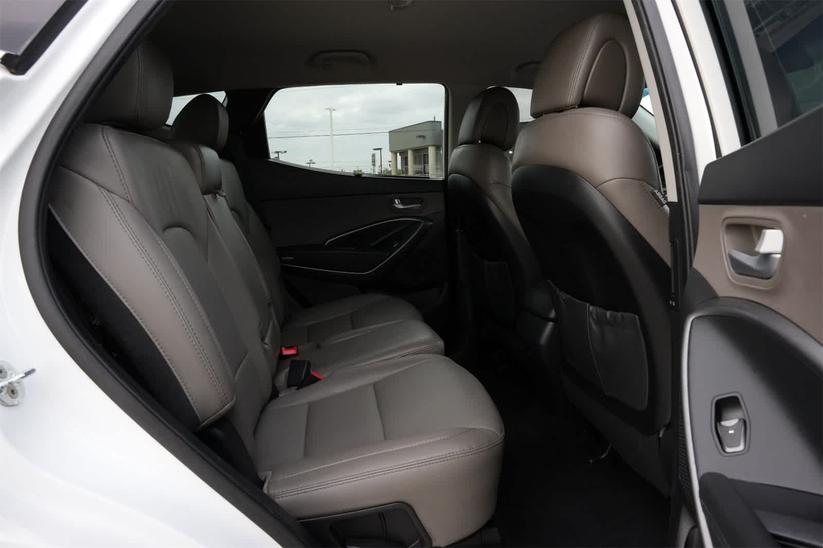 Thumbnail: 2017 Hyundai Santa Fe - 22