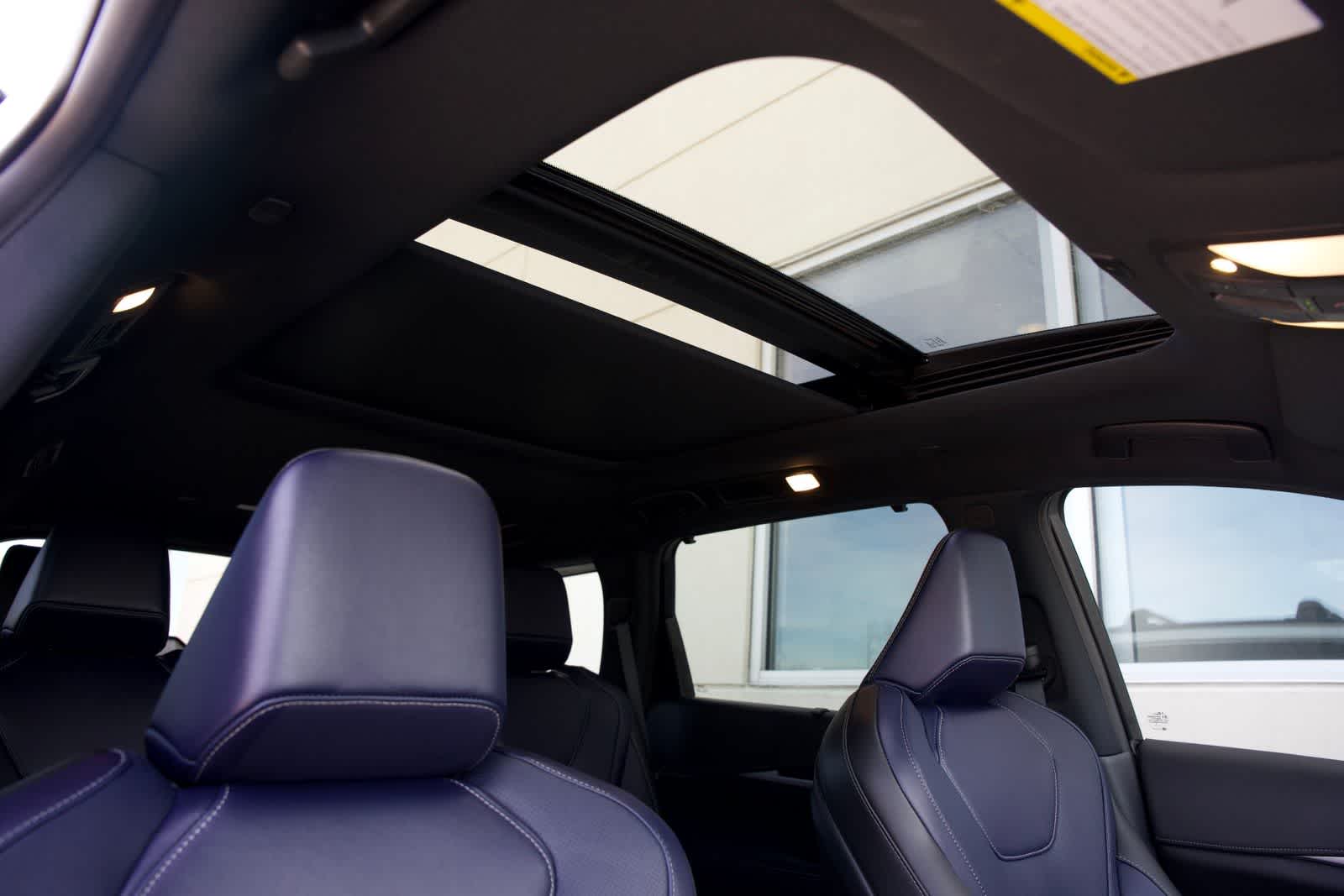 Thumbnail: 2026 INFINITI QX60 - 25