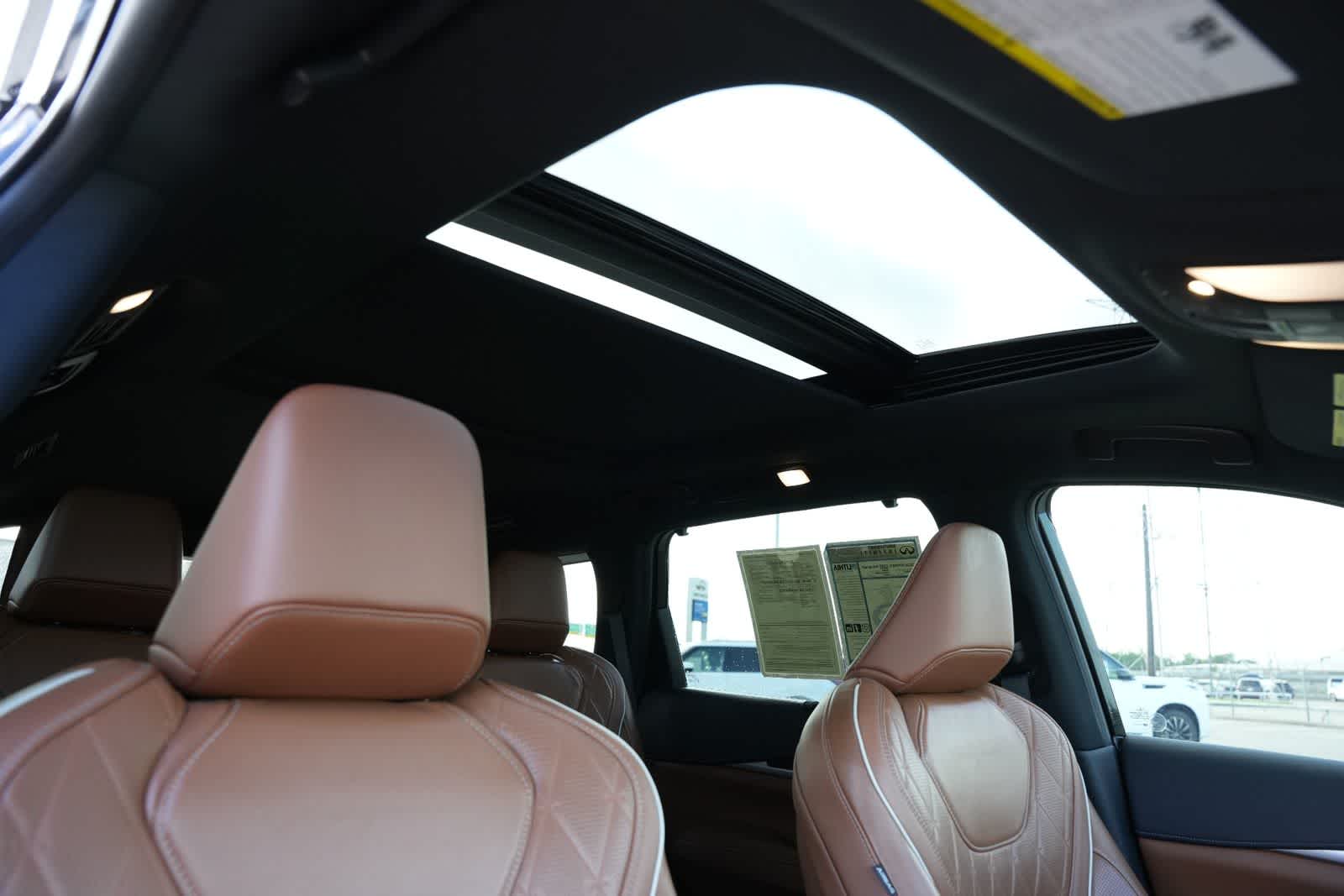 Thumbnail: 2024 INFINITI QX60 - 23