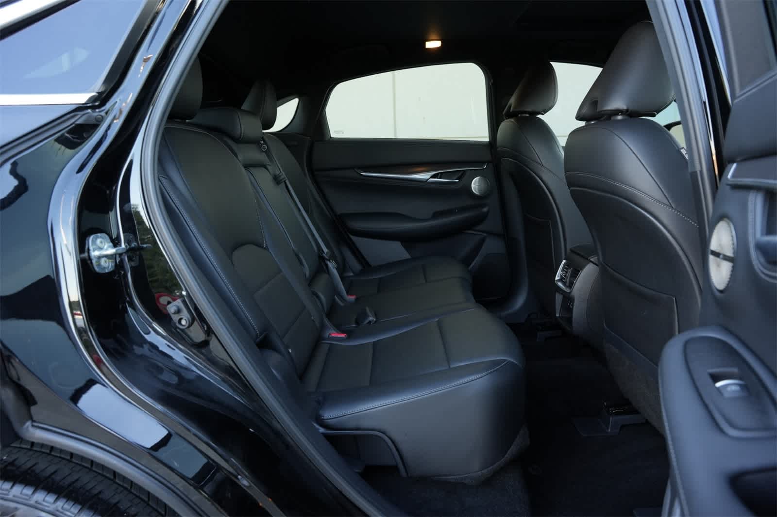 Thumbnail: 2024 INFINITI QX55 - 21