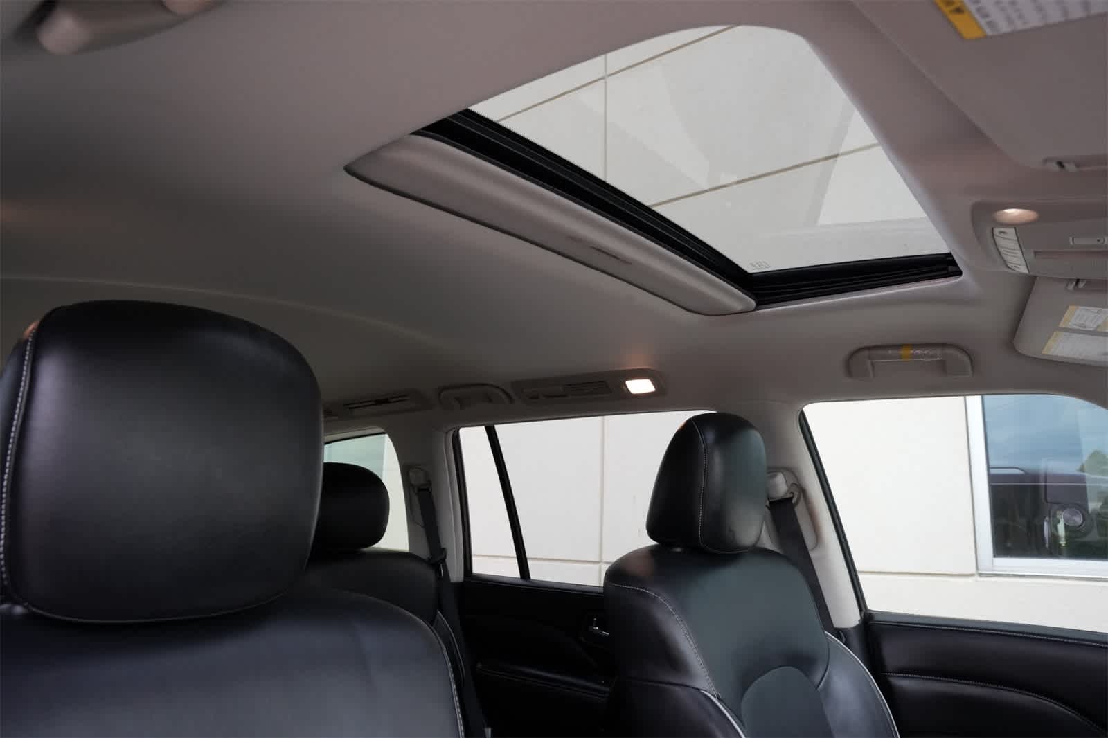 Thumbnail: 2021 INFINITI QX80 - 24