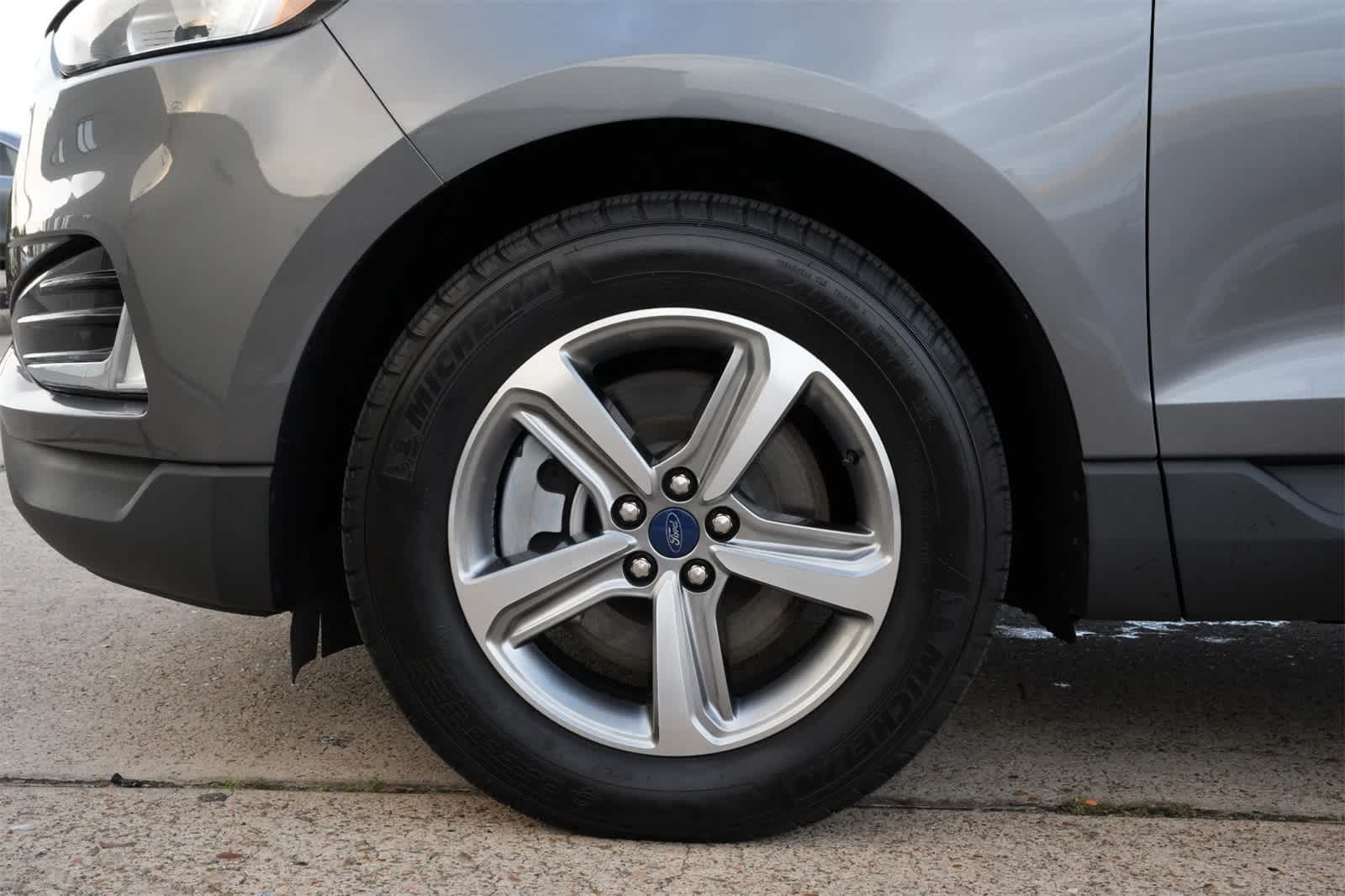 Thumbnail: 2022 Ford Edge - 25