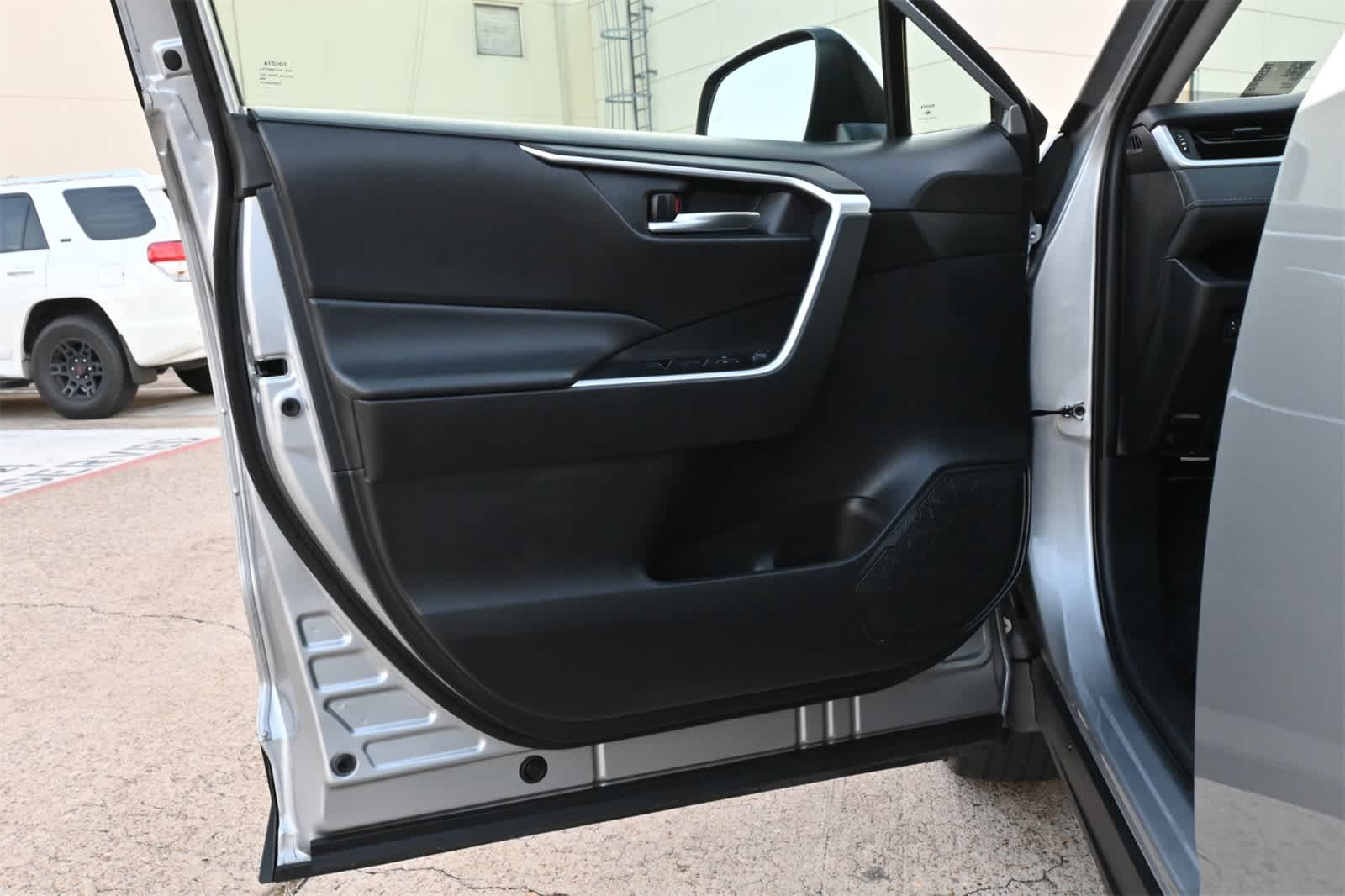 Thumbnail: 2024 Toyota RAV4 - 18