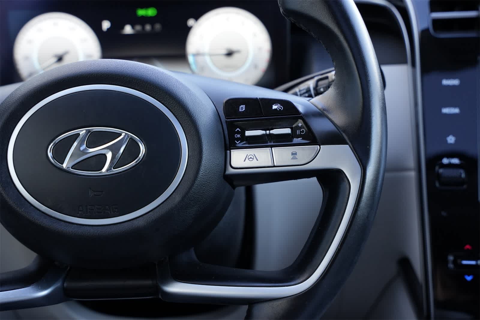 Thumbnail: 2023 Hyundai Tucson - 11