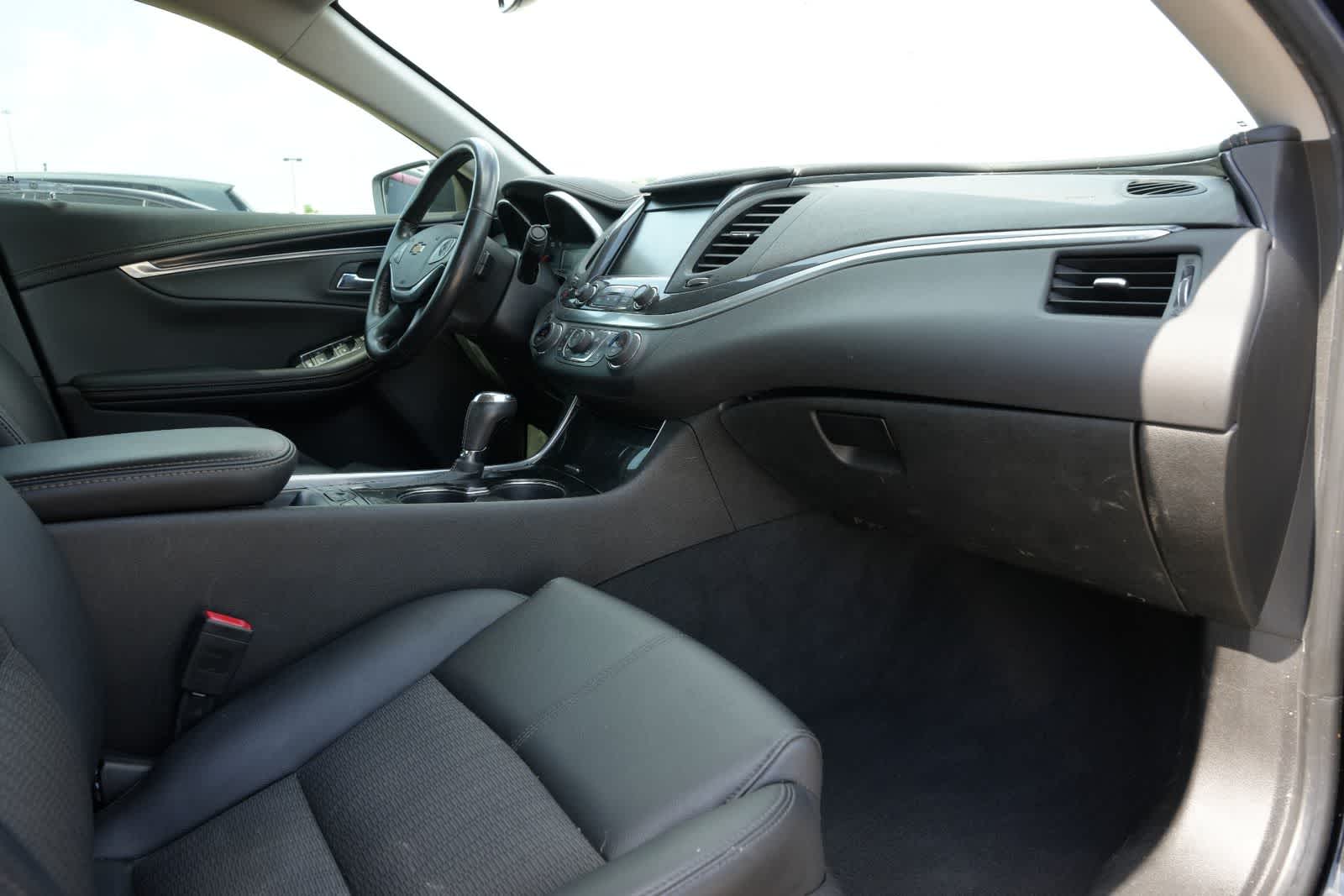 Thumbnail: 2019 Chevrolet Impala - 19
