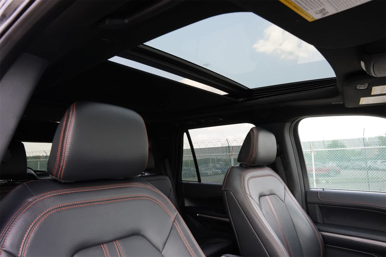 Thumbnail: 2023 Ford Expedition - 25