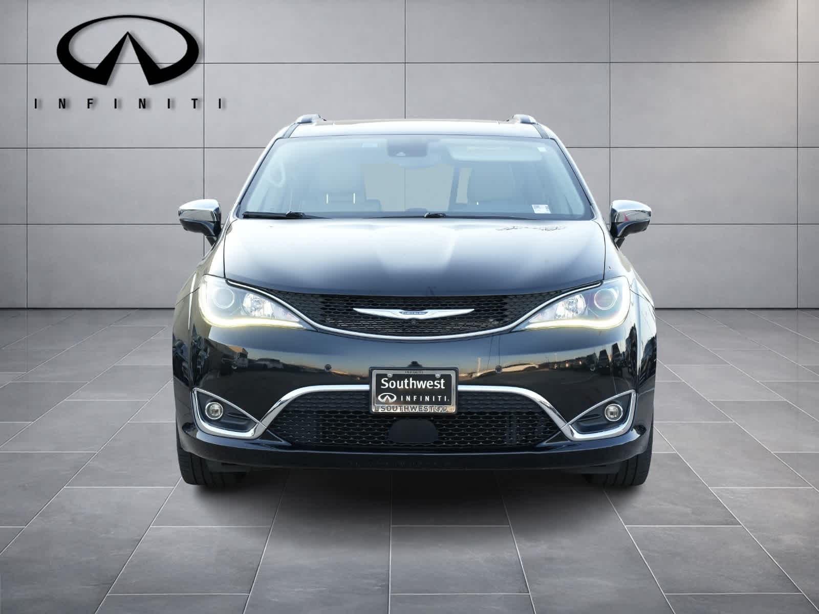 Thumbnail: 2020 Chrysler Pacifica - 2