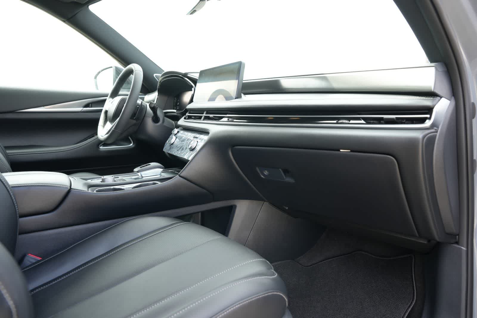 Thumbnail: 2027 INFINITI QX60 - 22