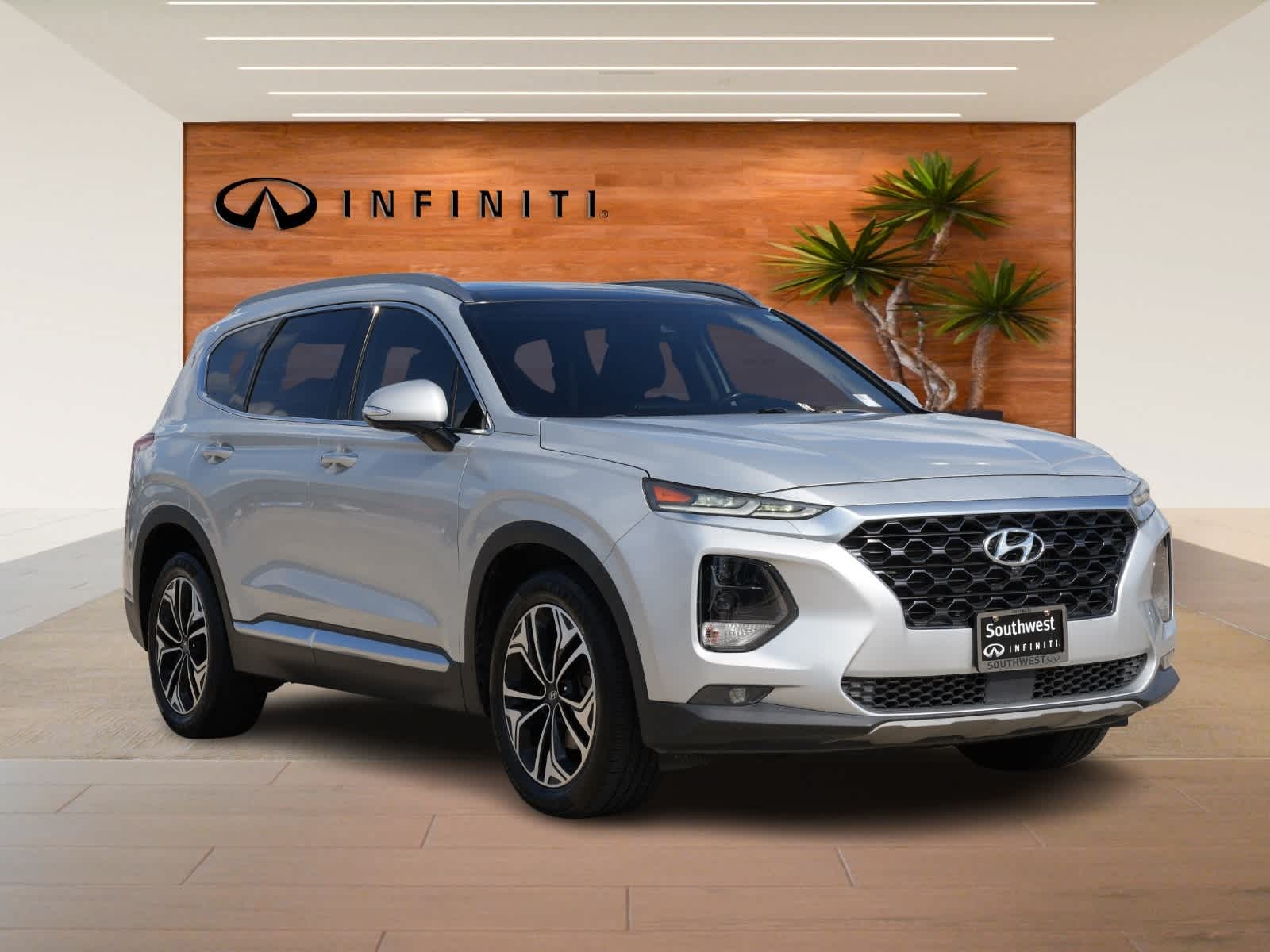 Thumbnail: 2019 Hyundai Santa Fe - 3