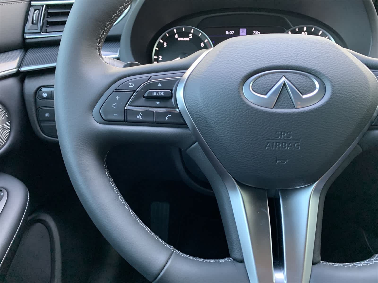 Thumbnail: 2024 INFINITI QX50 - 10