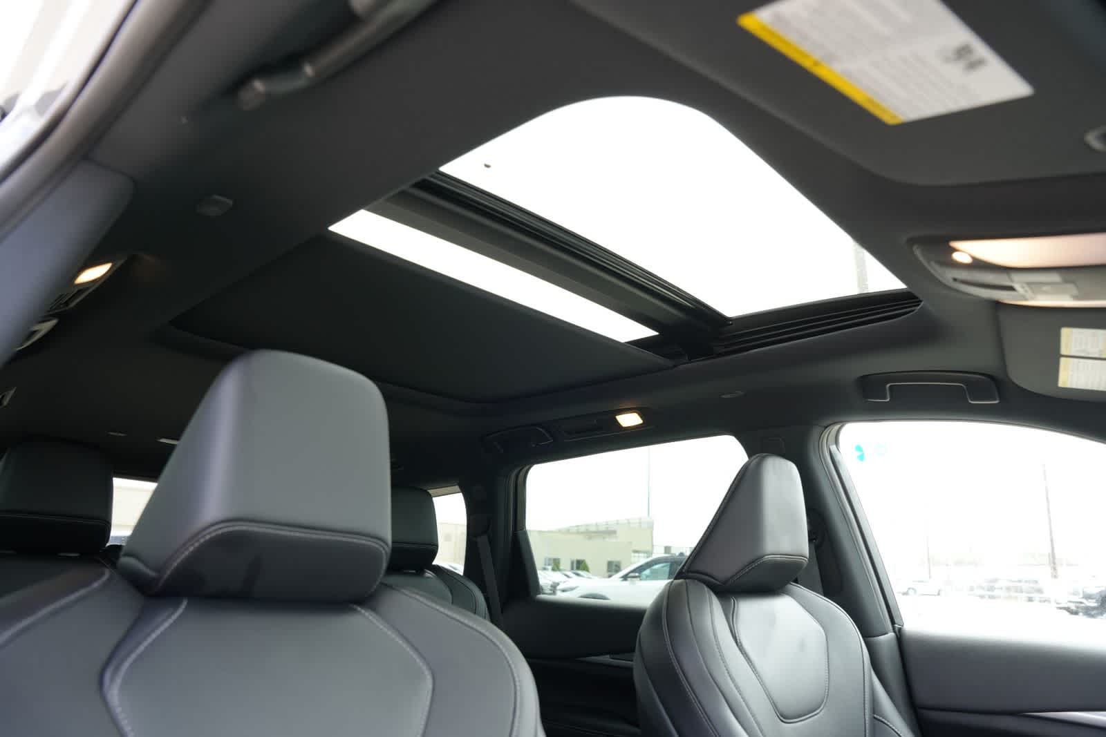 Thumbnail: 2027 INFINITI QX60 - 24