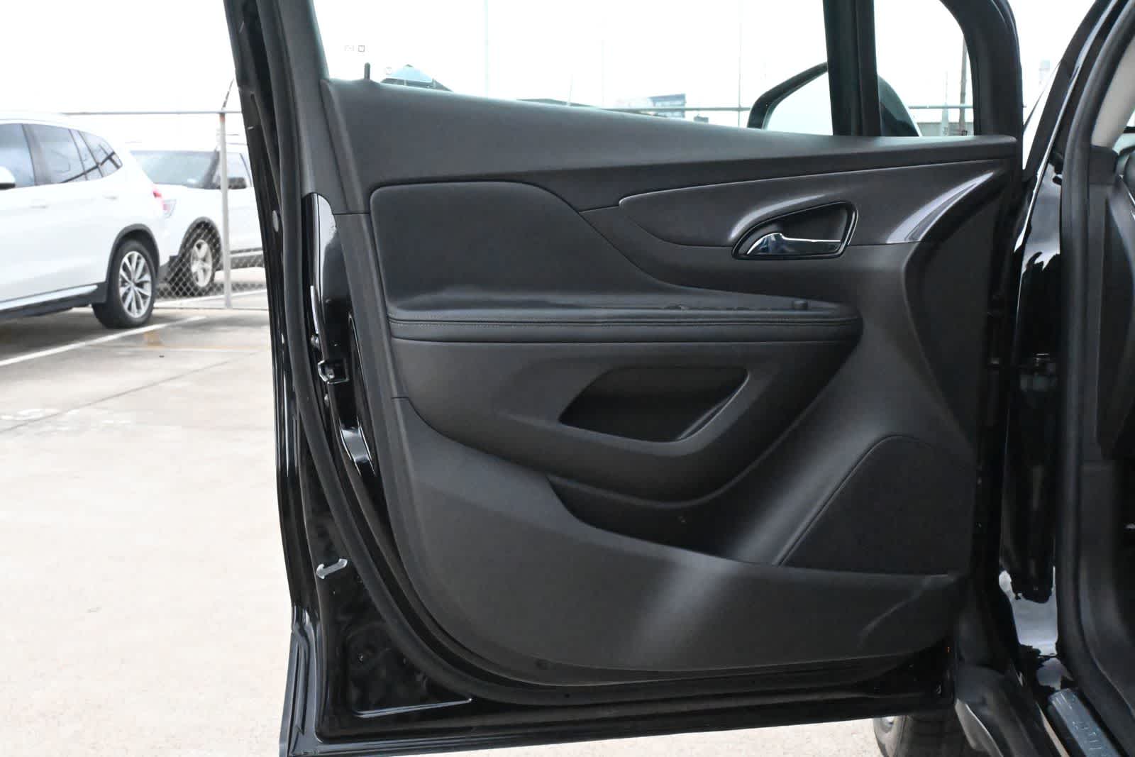Thumbnail: 2019 Buick Encore - 17