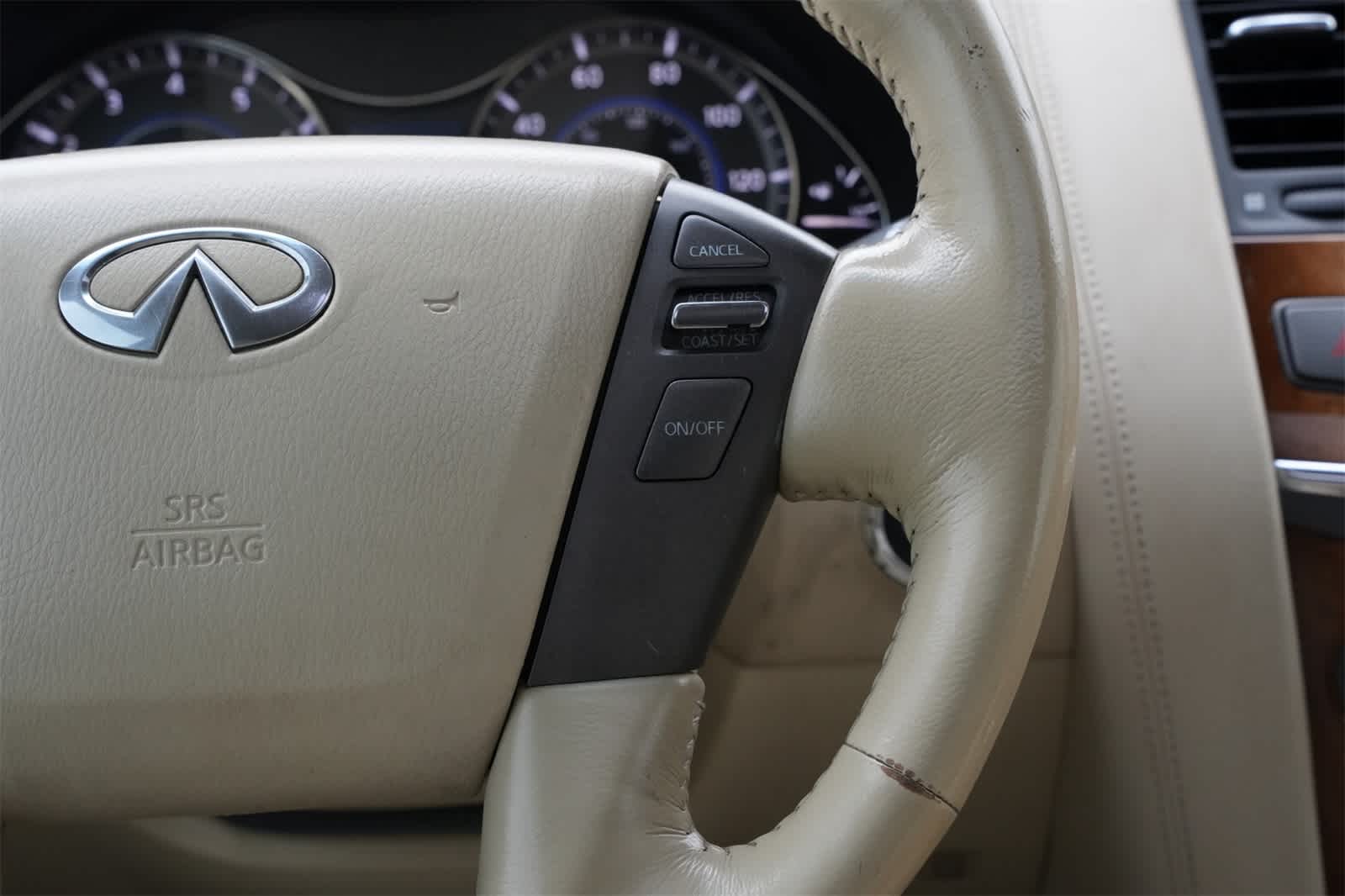 Thumbnail: 2014 INFINITI QX80 - 11