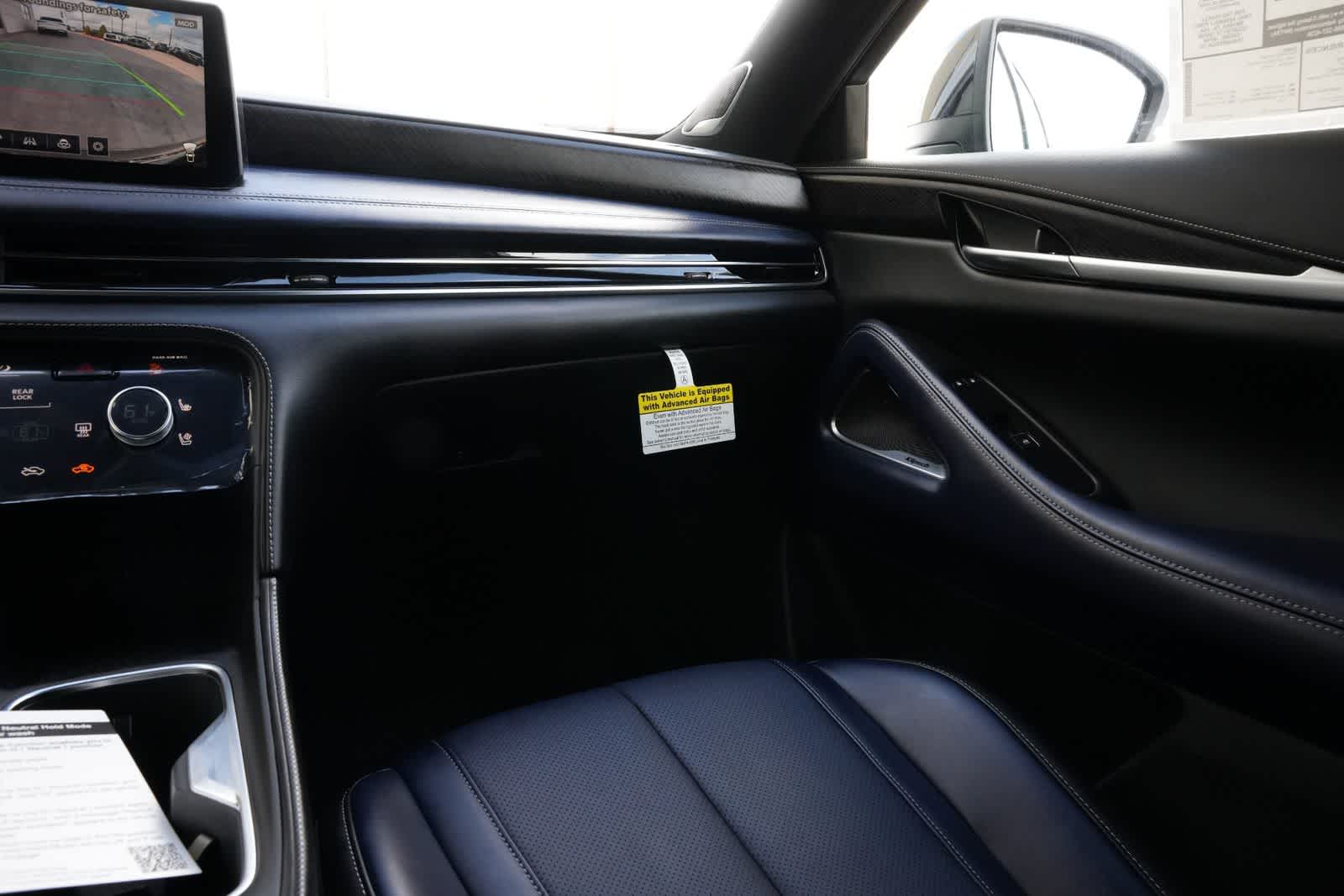 Thumbnail: 2026 INFINITI QX60 - 8