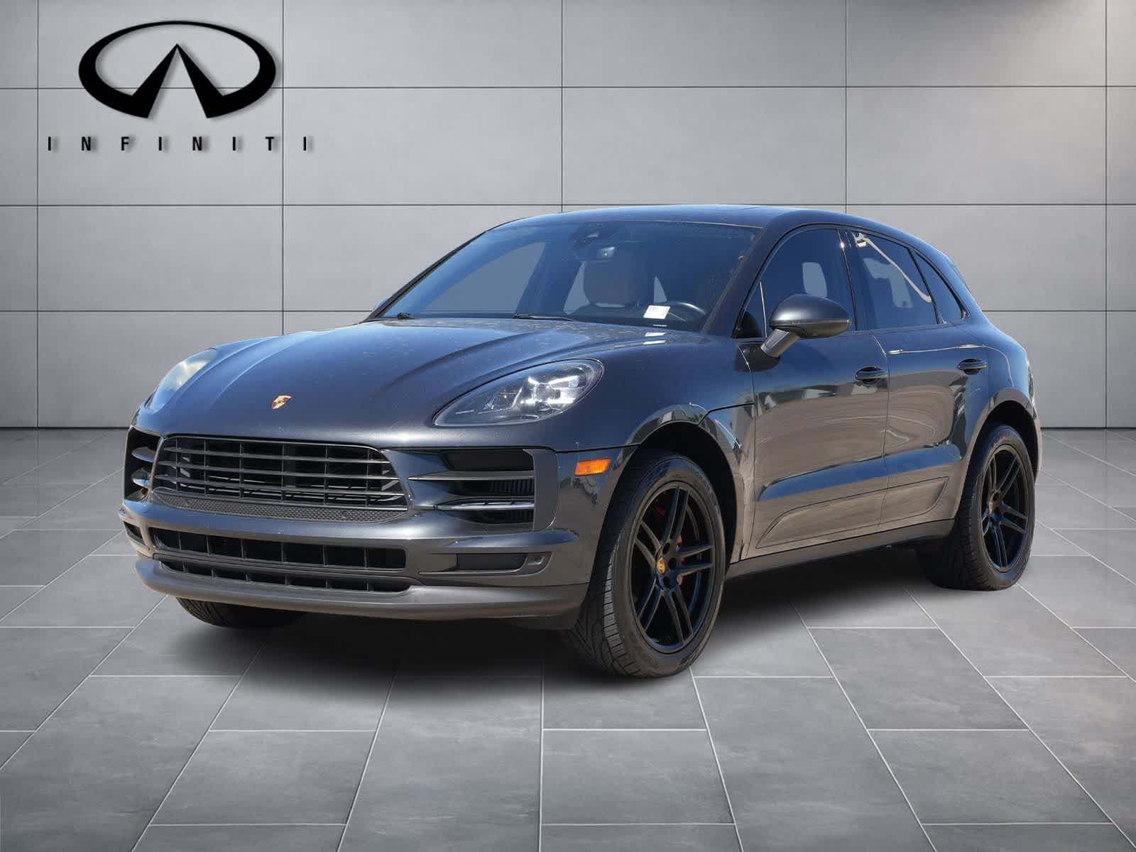 Thumbnail: 2021 Porsche Macan - 1