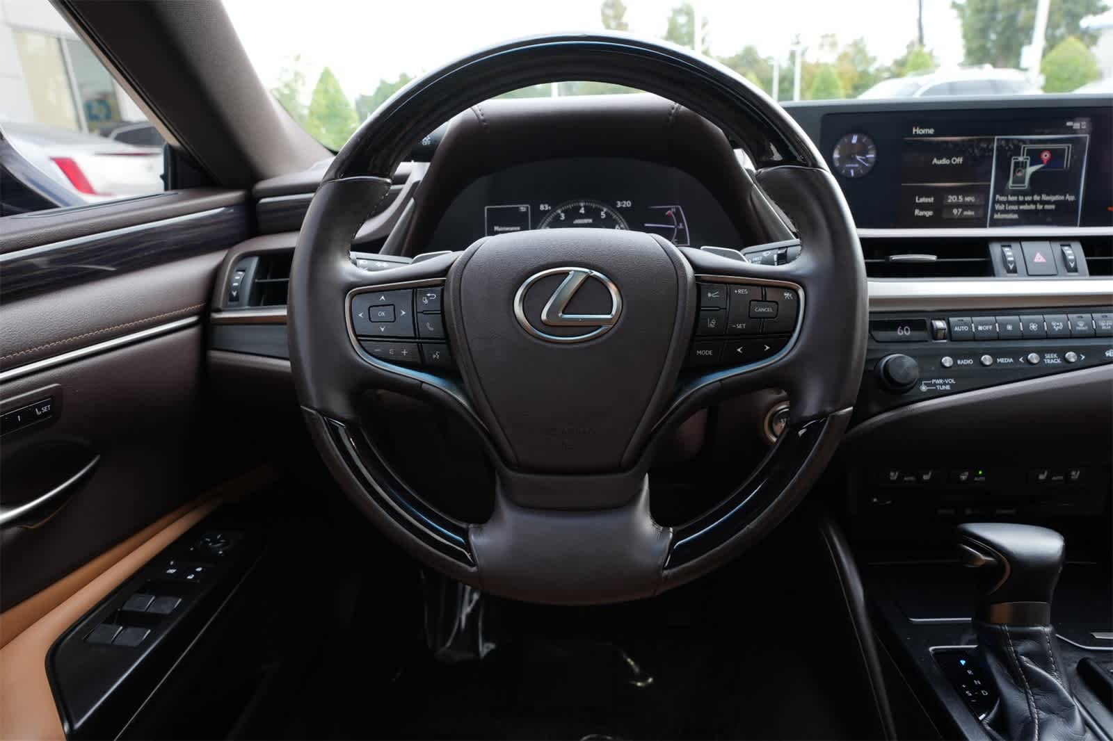 Thumbnail: 2019 Lexus ES - 9