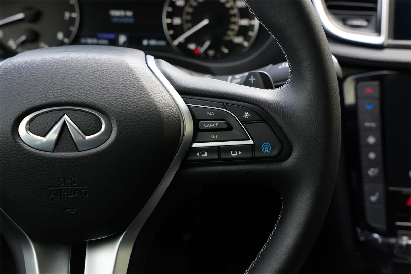 Thumbnail: 2025 INFINITI QX50 - 11