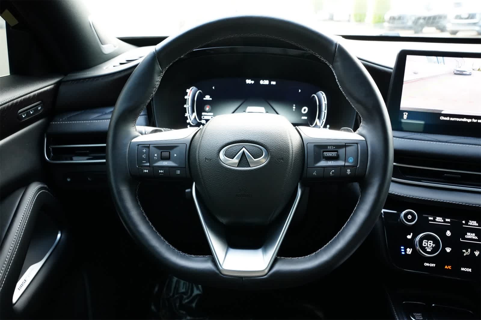 Thumbnail: 2024 INFINITI QX60 - 9