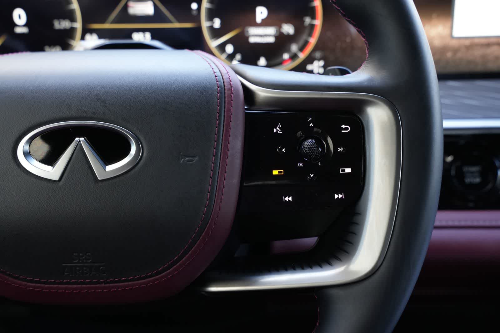 Thumbnail: 2026 INFINITI QX80 - 11