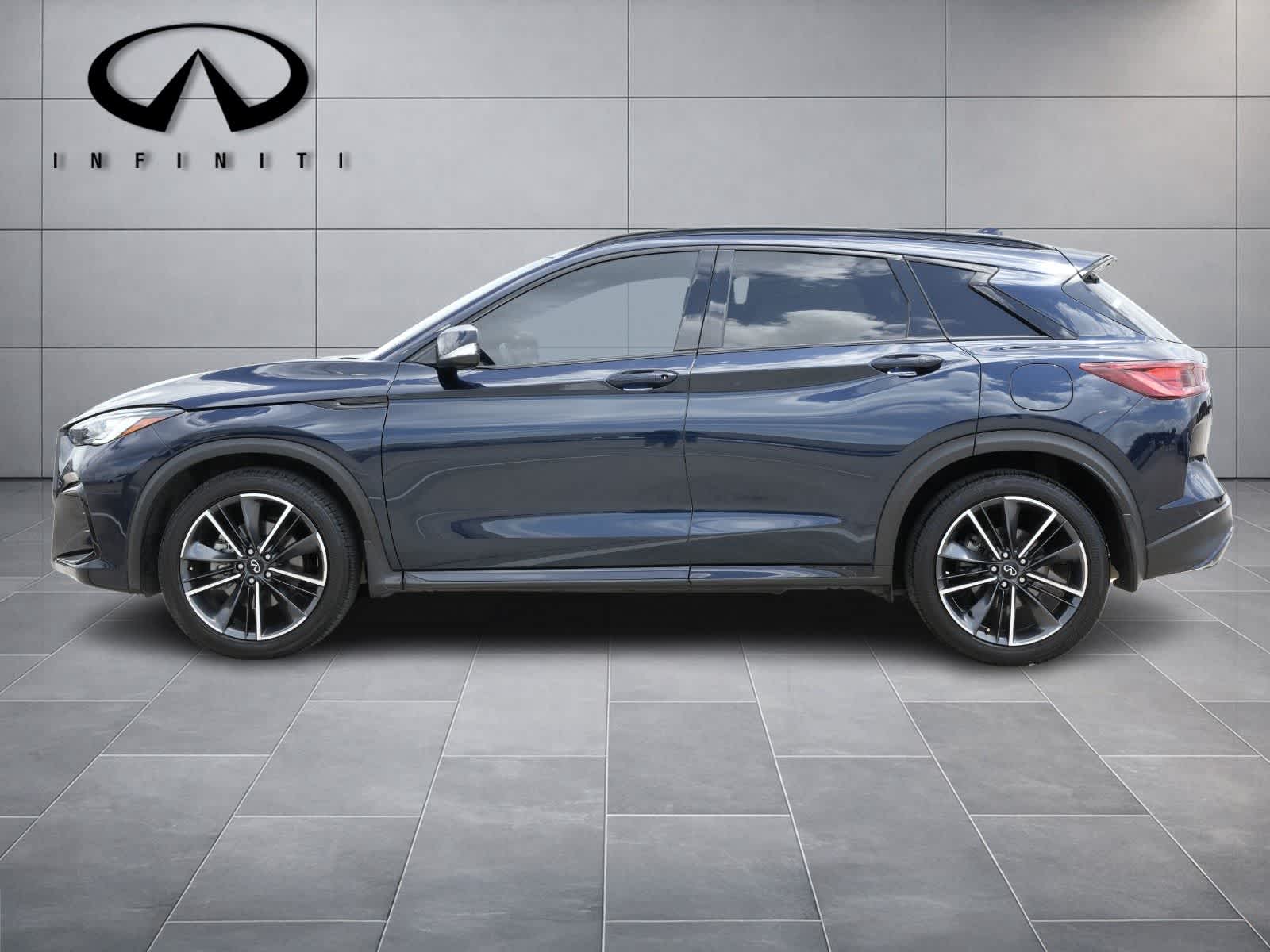 Thumbnail: 2023 INFINITI QX50 - 4