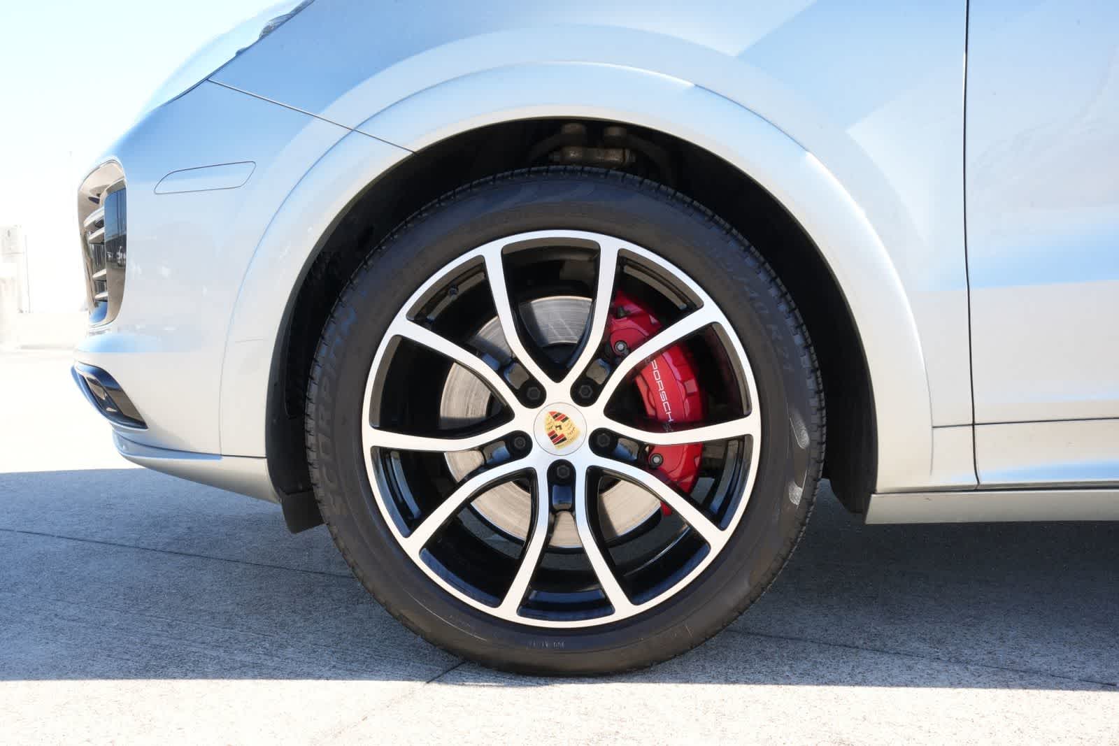 Thumbnail: 2021 Porsche Cayenne - 23