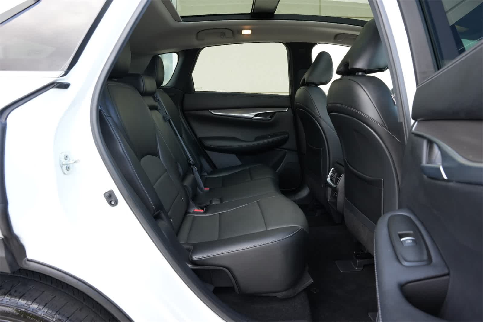 Thumbnail: 2023 INFINITI QX50 - 21