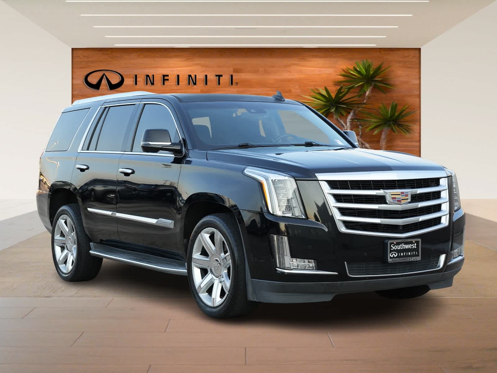 Thumbnail: 2016 Cadillac Escalade - 3