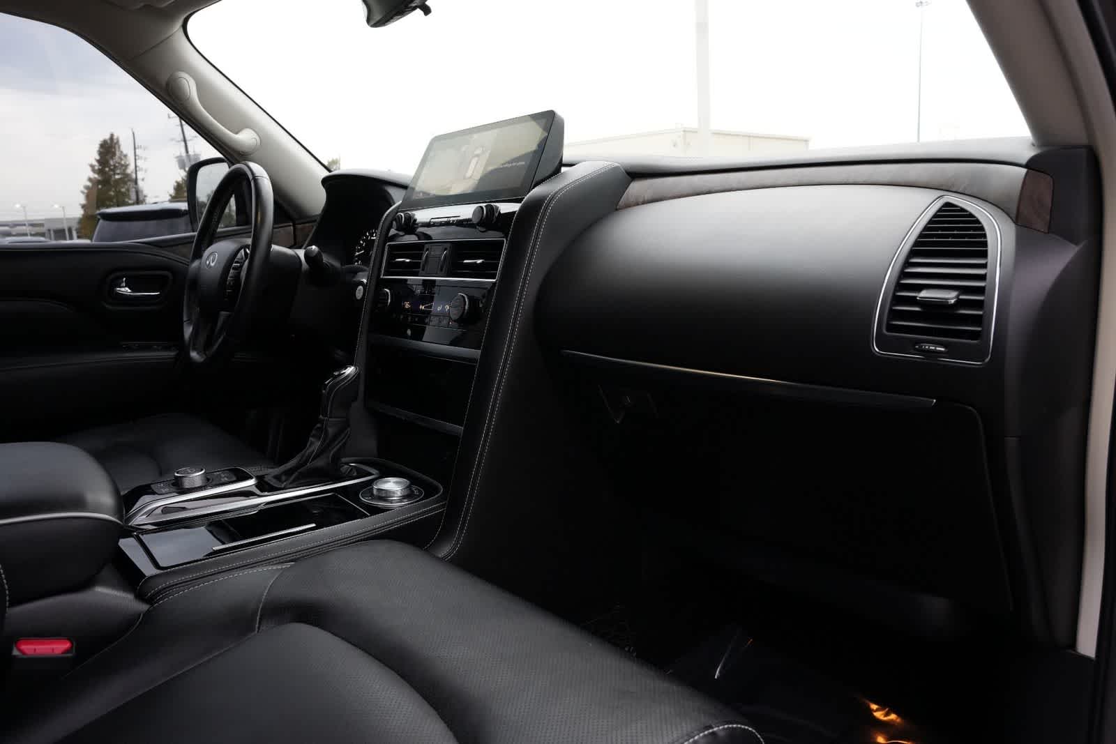 Thumbnail: 2024 INFINITI QX80 - 23