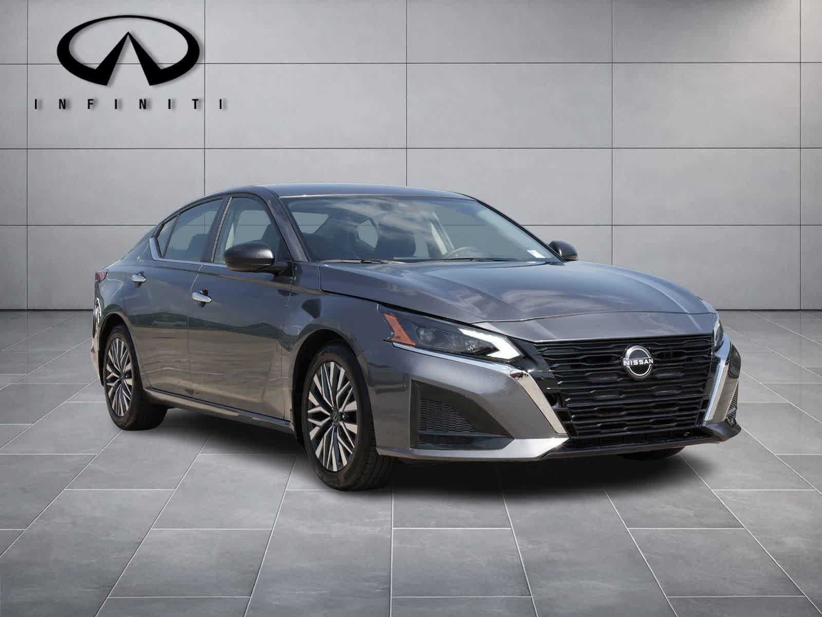 Thumbnail: 2024 Nissan Altima - 3