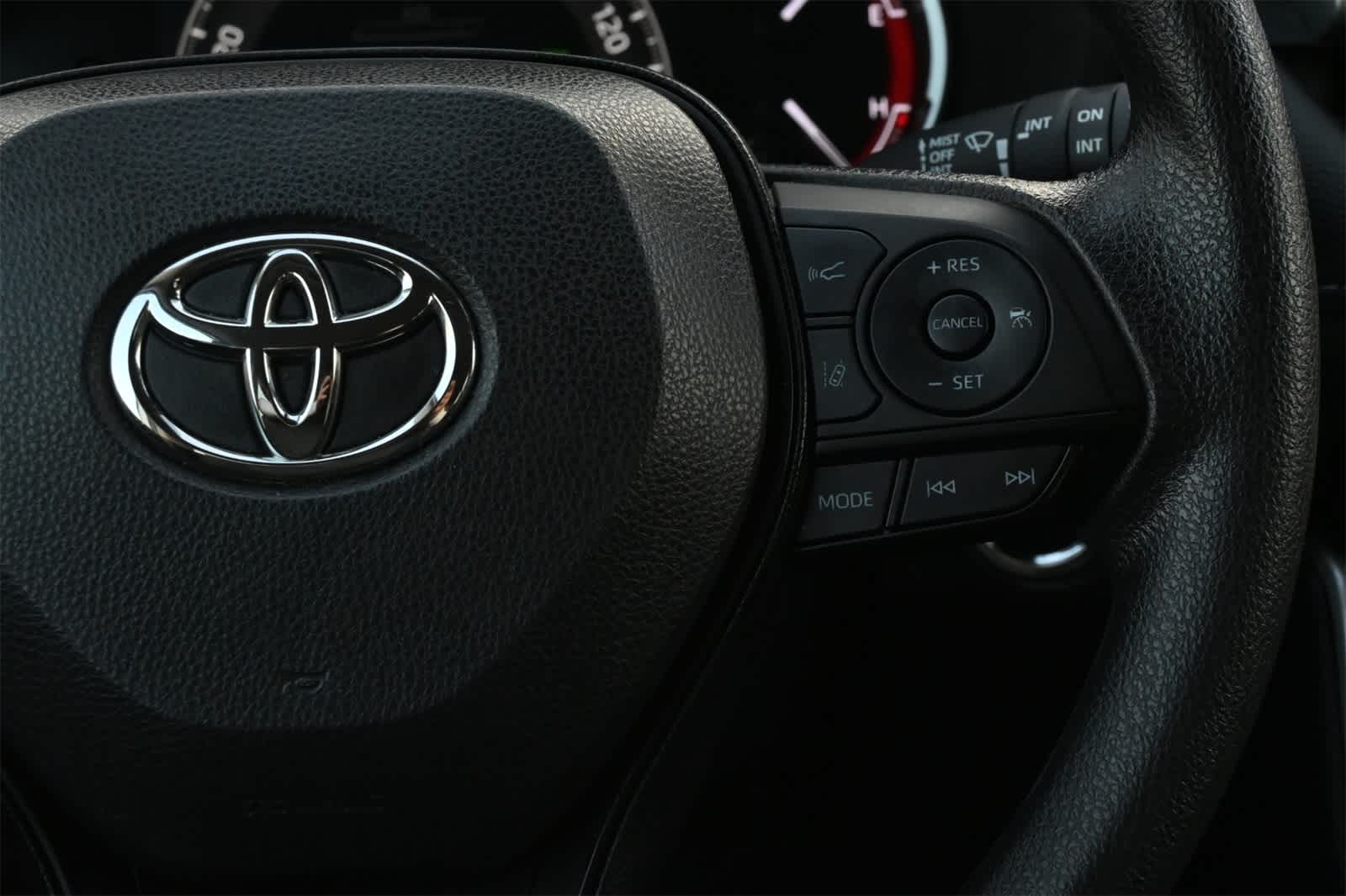 Thumbnail: 2024 Toyota RAV4 - 11