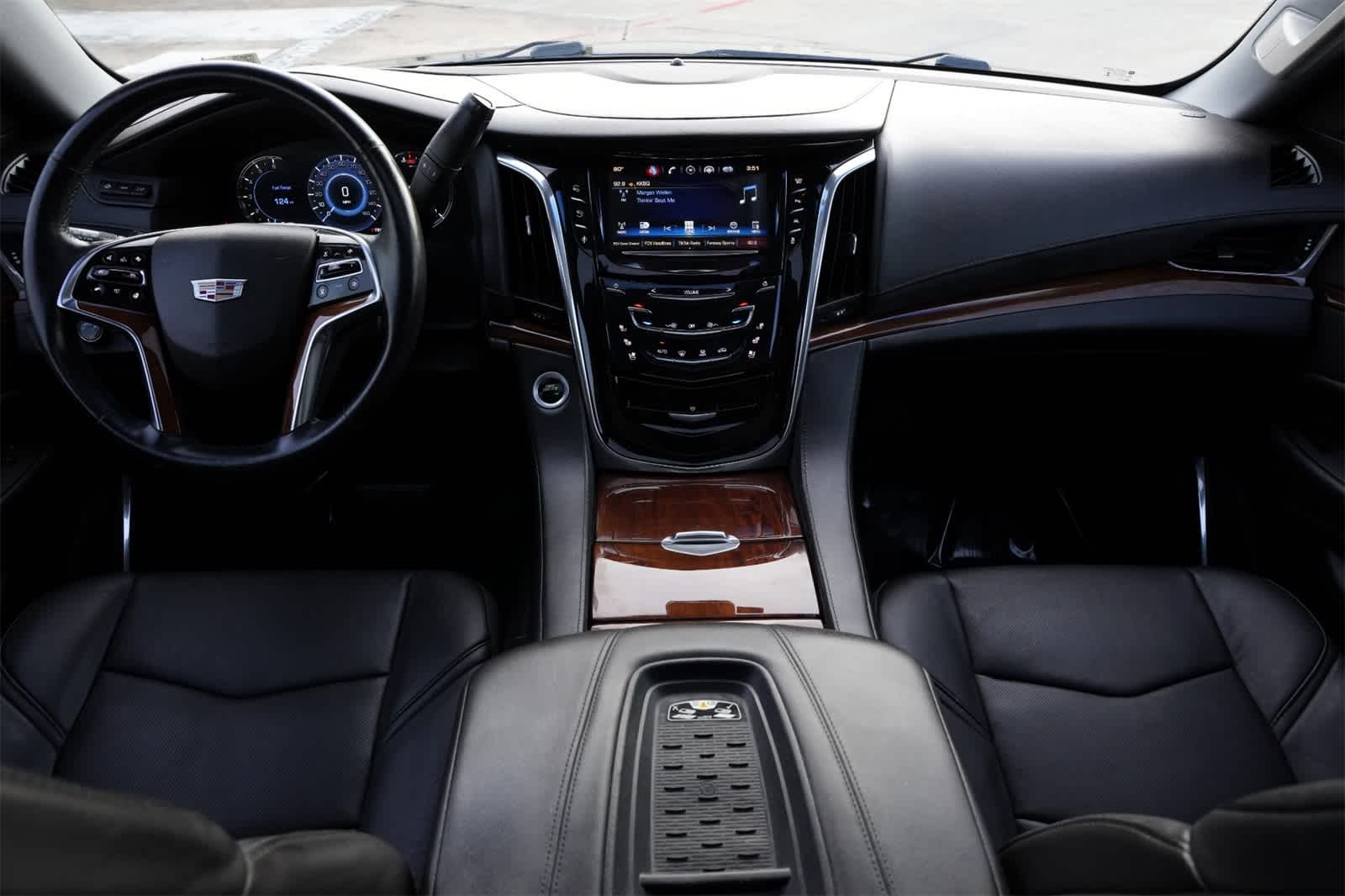 Thumbnail: 2016 Cadillac Escalade - 7